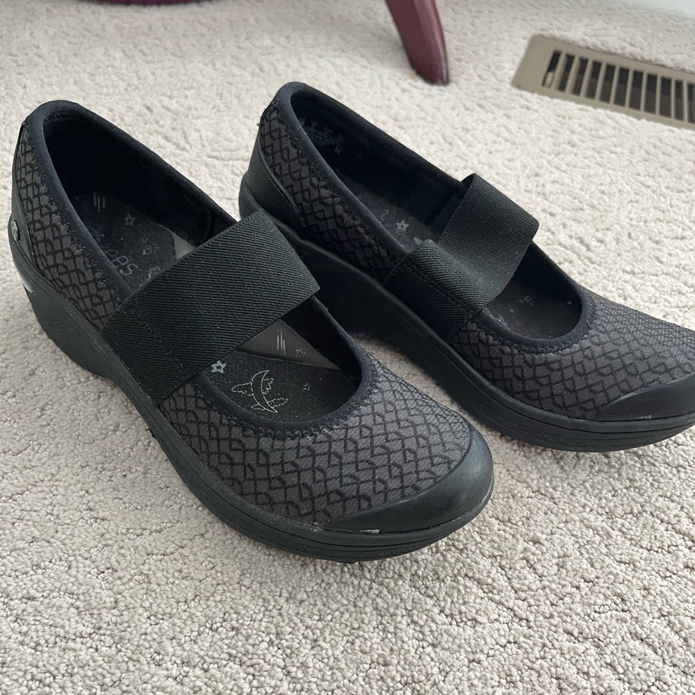 Bzees shoes